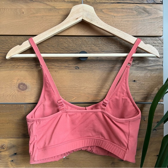 Gymshark Terracotta Scoop Neck Sports Bra - Picture 2 of 3